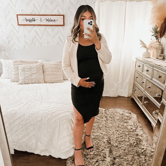 Black dress - Picture 1 of 1